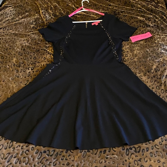 NWT Betsey Johnson Black fit and flare dress, size 14. - Picture 5 of 10